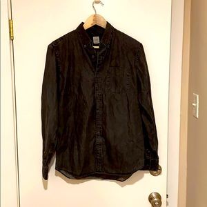Gap button up shirt